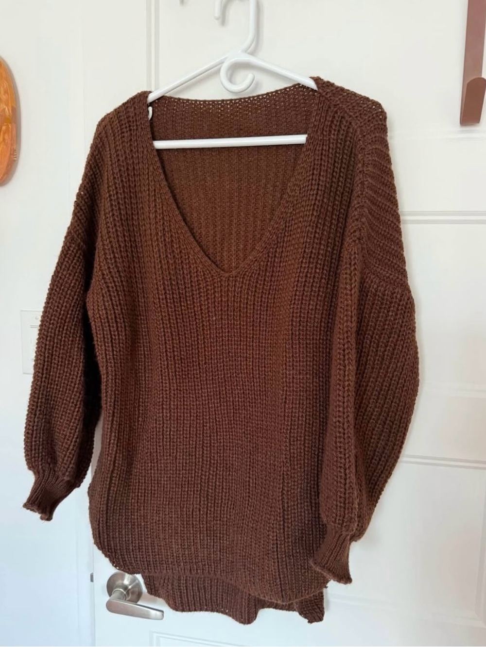 Cozy V-Neck Chunky Knit Sweater - Brown